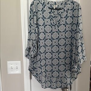 Blue and White Patterned Women's Top